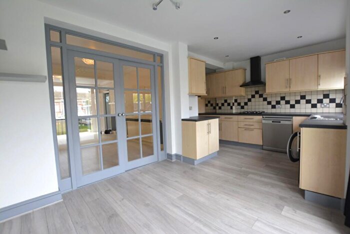 3 Bedroom Semi Detached House To Rent In Essex Road, Romford, London, RM7