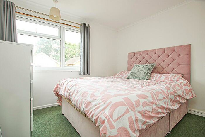3 Bedroom Detached Bungalow For Sale In Melrose Gardens, Newmarket, CB8