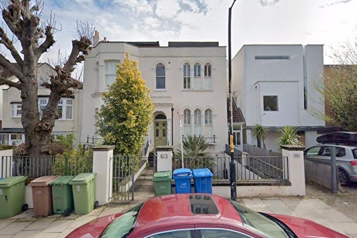 2 Bedroom Property To Rent In Overhill Road, London, SE22