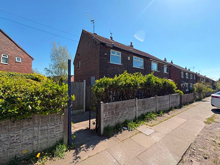 3 Bedroom Semi-Detached House To Rent In Queensway, Leigh, WN7