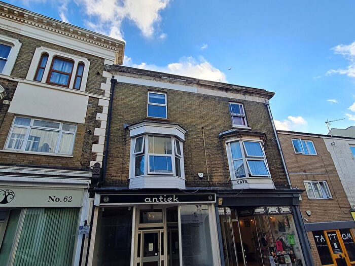 1 Bedroom Apartment To Rent In High Street, Ryde, PO33