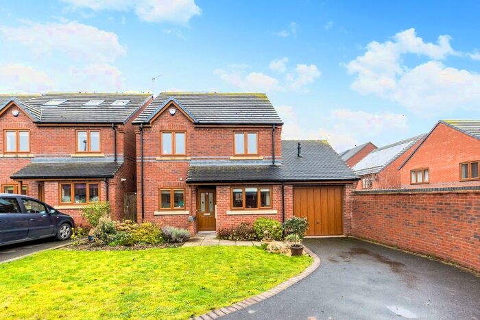 3 Bedroom Detached House To Rent In Park Road, Lillington, CV32