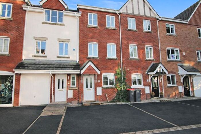 3 Bedroom Town House For Sale In Chestnut Gardens, Thornton-Cleveleys, FY5
