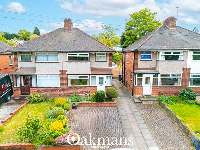3 Bedroom Semi Detached House For Sale In Whitehill Lane, Birmingham, West Midlands, B29