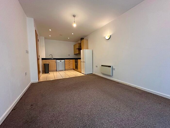 1 Bedroom Flat To Rent In Victoria House, Livery Street, L/Spa, CV32
