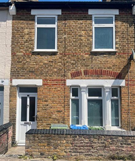2 Bedroom Terraced House To Rent In Speranza Street, London, SE18