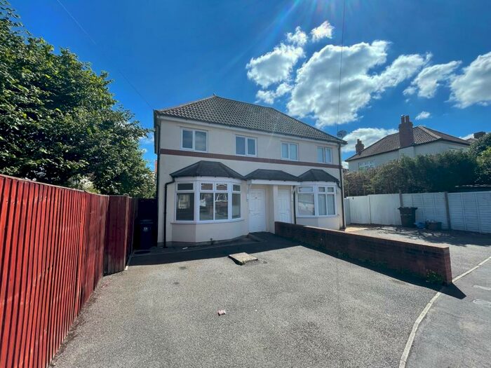 2 Bedroom House To Rent In Kimberley Road, Fishponds, Bristol, BS16