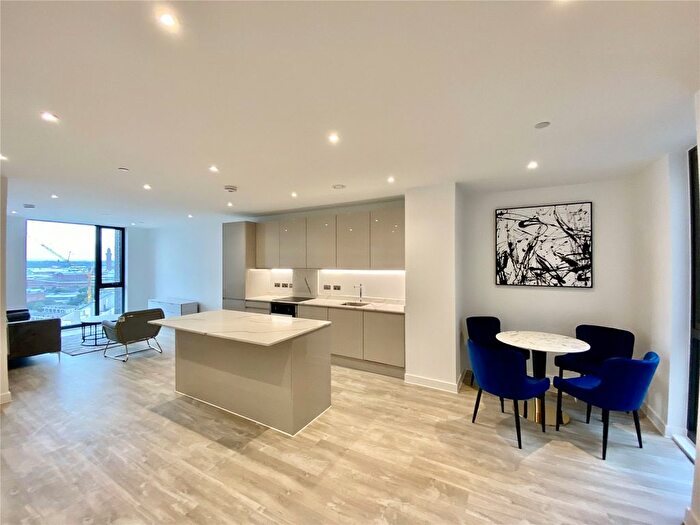 1 Bedroom Flat To Rent In Fiftyfive, Queen Street, Salford, M3