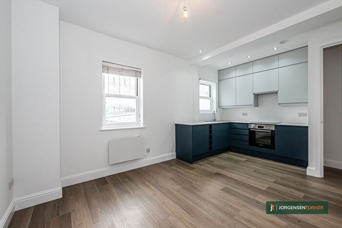 1 Bedroom Flat For Sale In Lancaster Road, Notting Hill, W11