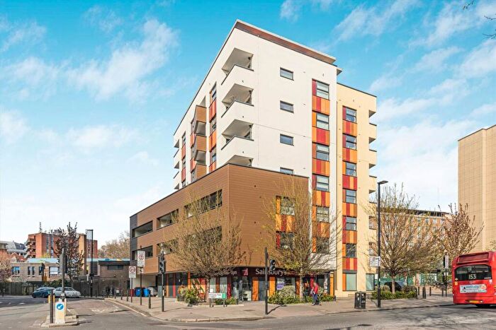 2 Bedroom Flat To Rent In Lloyds Row, St. John Street, EC1R