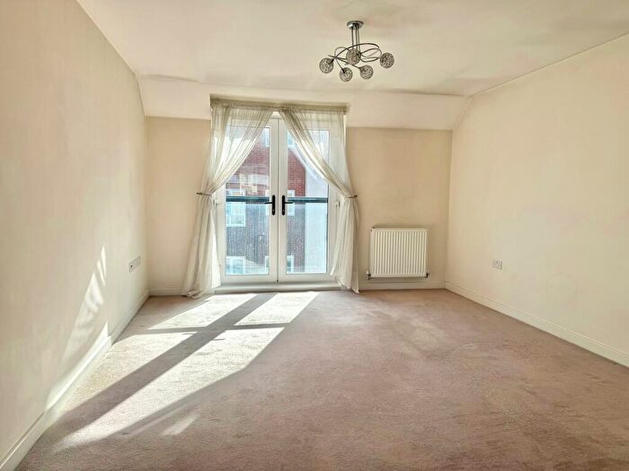 2 Bedroom Apartment To Rent In Britten Place, Kings Reach, Biggleswade, SG18