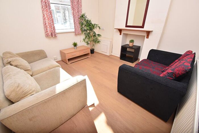 3 Bedroom House To Rent In May Street, Cathays, Cardiff, CF24