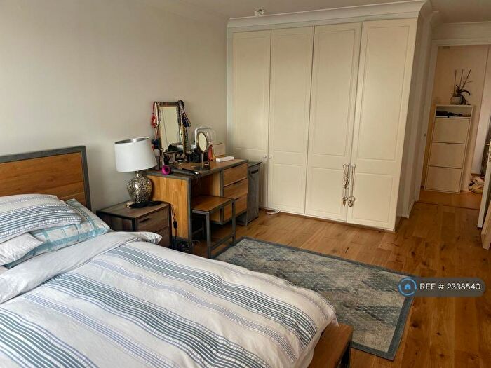 1 Bedroom Flat To Rent In Unicorn Building, London, E1W