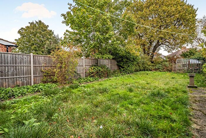 3 Bedroom Detached House For Sale In Marlborough Lane, London, SE7