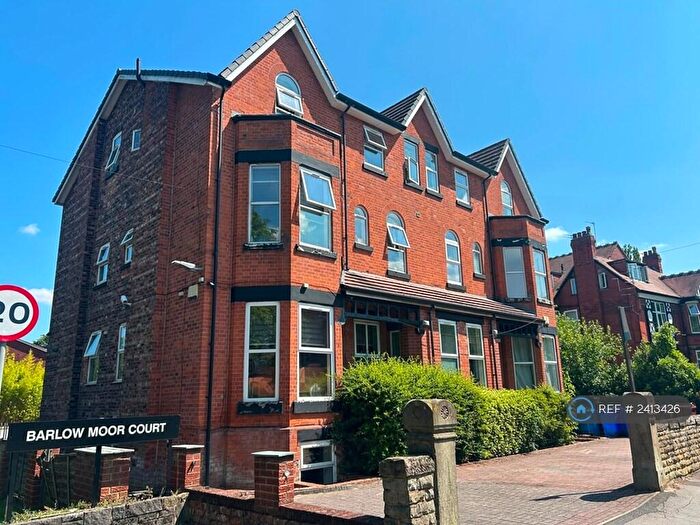 2 Bedroom Flat To Rent In West Didsbury, Manchester, M20