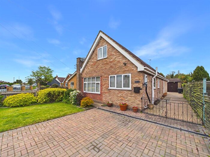 4 Bedroom Detached Bungalow For Sale In Keeling Street, North Somercotes, Louth, LN11