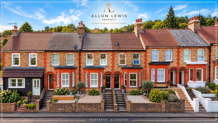 2 Bedroom Terraced House For Sale In River Street, Dover, CT17