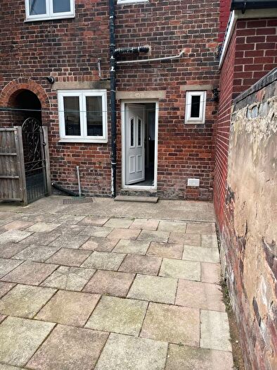 2 Bedroom Terraced House To Rent In Goosebutt Street, Rotherham, S62