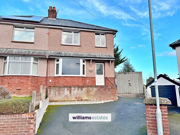 3 Bedroom Semi-Detached House To Rent In Llewelyns Estate, Denbigh, LL16