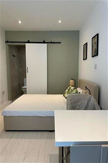 Apartment To Rent In Westbourne Terrace, Reading, RG30