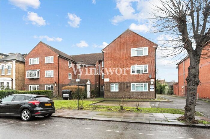 2 Bedroom Apartment To Rent In Palmerston Road, London, N22