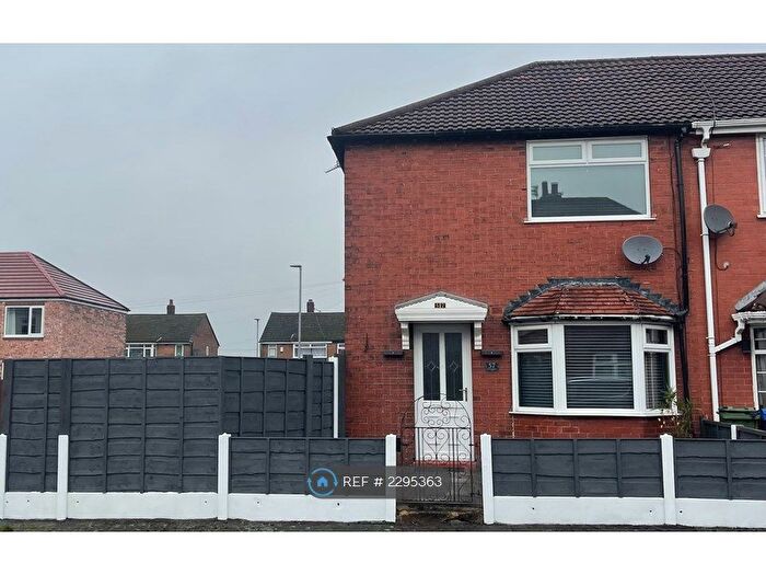 2 Bedroom Semi-Detached House To Rent In Booth Street, Denton, Manchester, M34