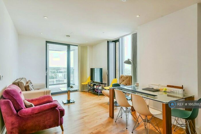 2 Bedroom Flat To Rent In Station Road, London, SE13