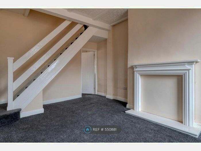 2 Bedroom Terraced House To Rent In Dukinfield Road, Hyde, SK14