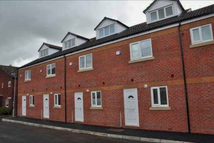 2 Bedroom Town House To Rent In Water Lane Street, Radcliffe, Manchester, M26