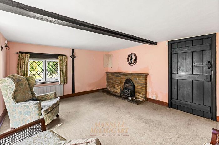 5 Bedroom Detached House For Sale In Rusper Road, Ifield, RH11