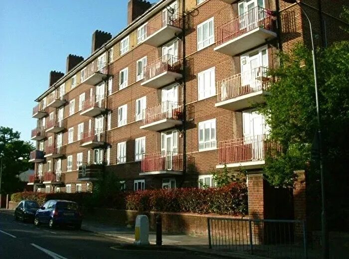 3 Bedroom Flat To Rent In Hammersmith, W6