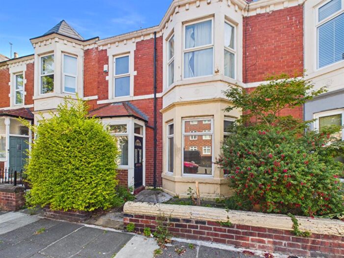 2 Bedroom Apartment For Sale In Washington Terrace, North Shields, NE30