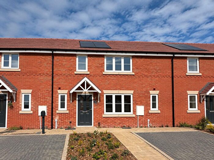 3 Bedroom Terraced House To Rent In Ferndale Avenue, Frimley, Camberley, GU16