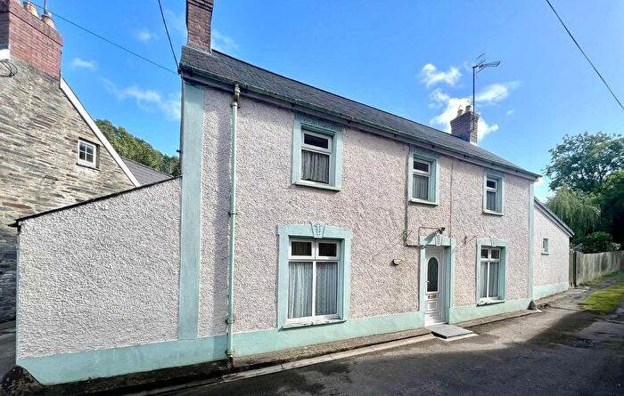 2 Bedroom Detached House For Sale In Castle Street, Cardigan, SA43