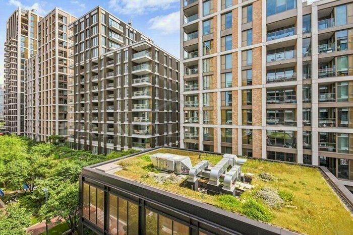 2 Bedroom Flat To Rent In Huntington House, Prince Of Wales Drive, Battersea, SW11