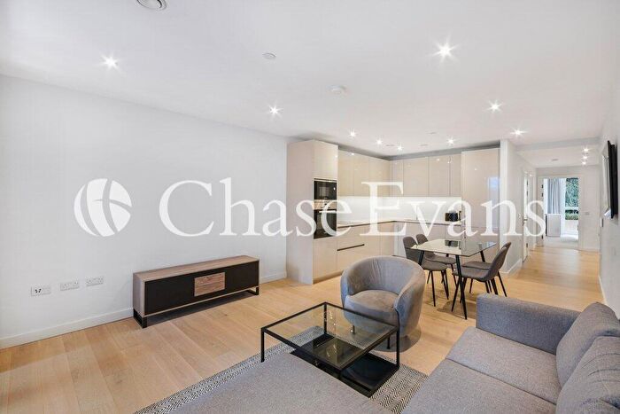 2 Bedroom Flat For Sale In Weymouth Building, Deacon Street, Elephant & Castle, London, SE17