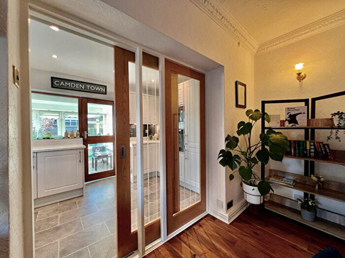 2 Bedroom Semi-Detached House For Sale In Queensway, Gawber, S75