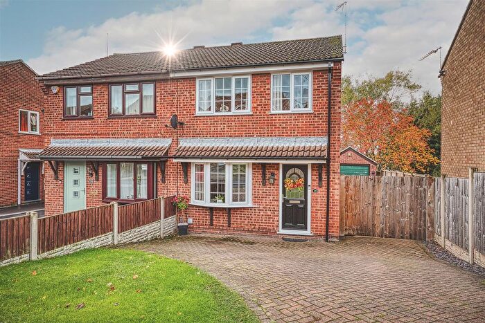 3 Bedroom Semi-detached House For Sale In Timbersbrook Close, Oakwood, Derby, DE21