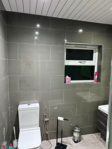 5 Bedroom Terraced House To Rent In Ashburton Avenue, Ilford, IG3