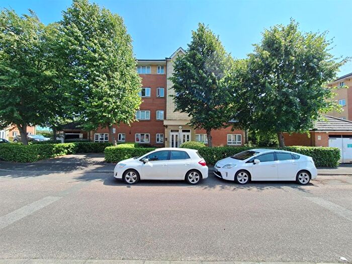1 Bedroom Flat To Rent In Hudson Way, London, N9