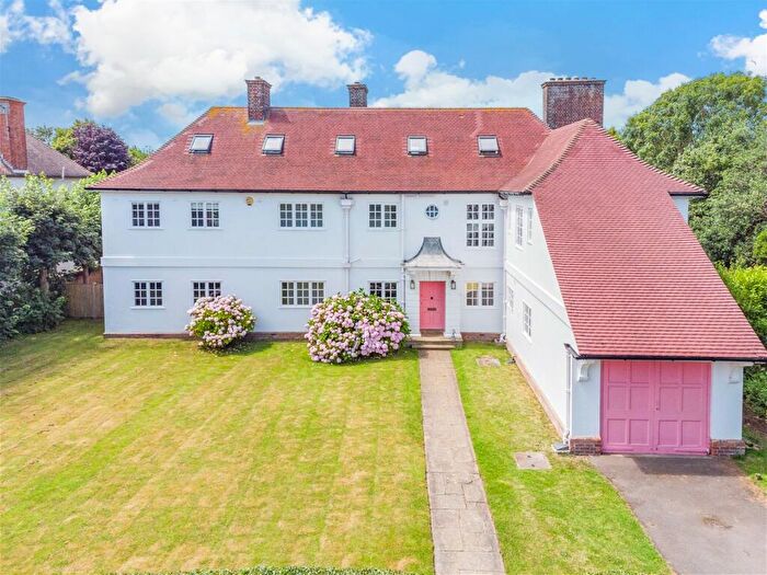 7 Bedroom Detached House For Sale In Dixwell Road, Folkestone, Kent, CT20