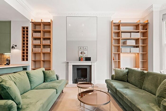 2 Bedroom Flat To Rent In Bramham Gardens, South Kensington, SW5
