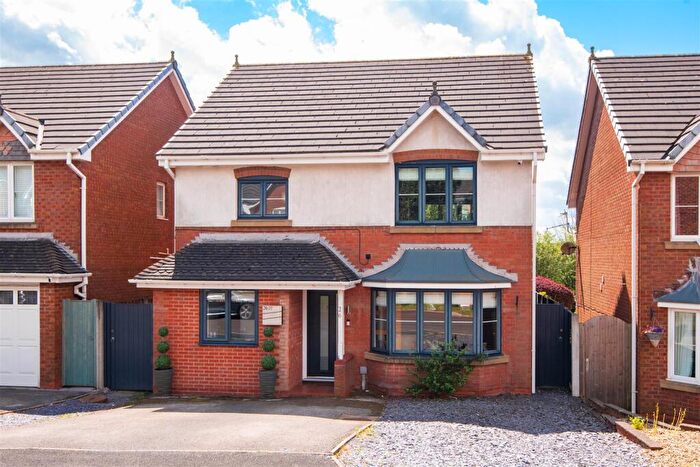 4 Bedroom Detached House For Sale In Delph Way, Whittle-Le-Woods, Chorley, PR6