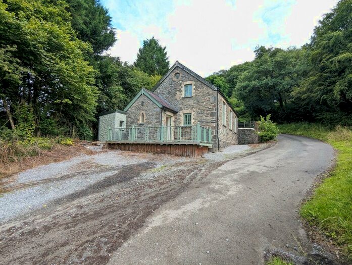 3 Bedroom Detached House For Sale In Gwernogle, Carmarthen, Carmarthenshire., SA32