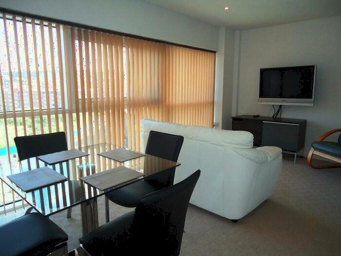 1 Bedroom Flat To Rent In Trinity One, East Street, Leeds, West Yorkshire, LS9