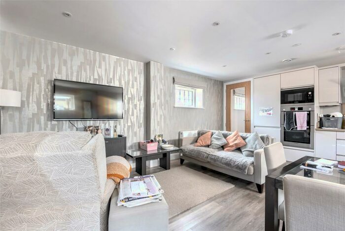 2 Bedroom Apartment To Rent In The Old Gaol, Abingdon, Oxfordshire, OX14