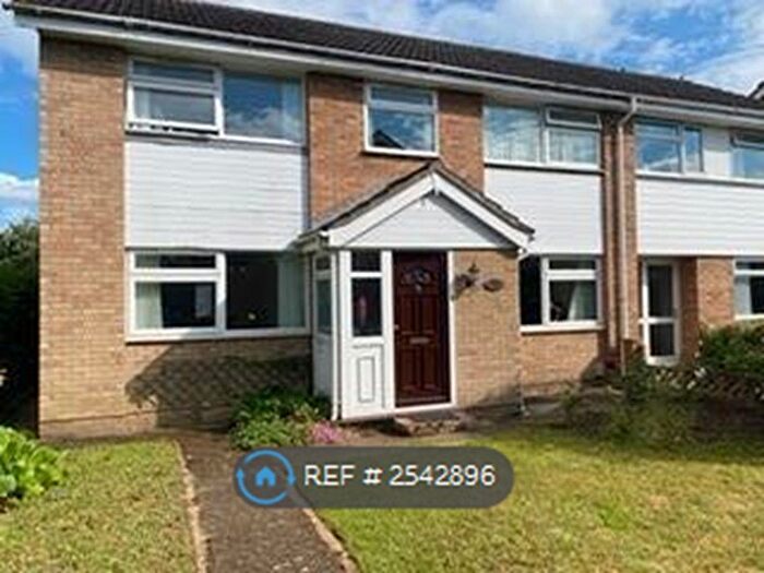 5 Bedroom Semi-Detached House To Rent In Ashvale, Cambridge, CB4