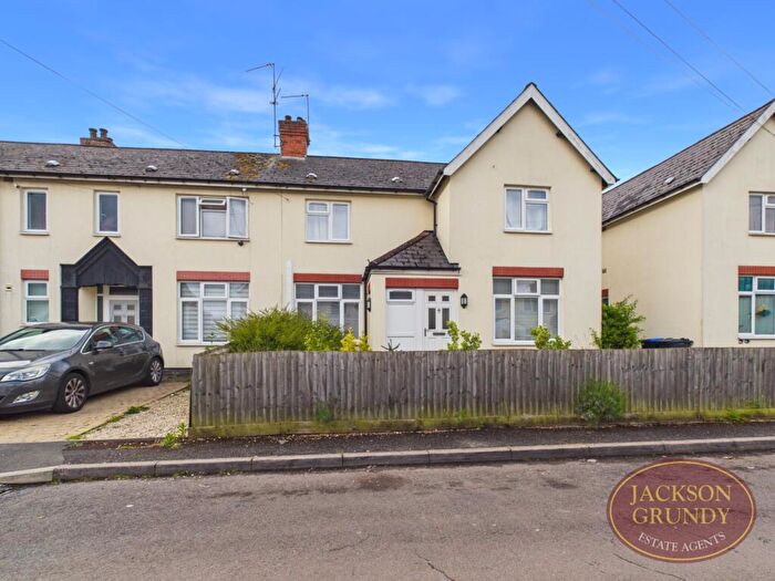 1 Bedroom Apartment For Sale In Blenheim Road, Northampton, NN4
