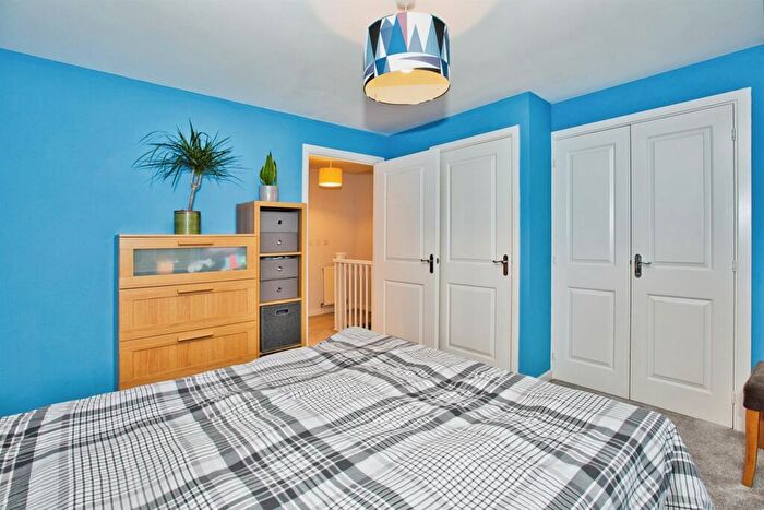 2 Bedroom Semi-Detached House For Sale In Cunningham Road, Yeovil, BA21