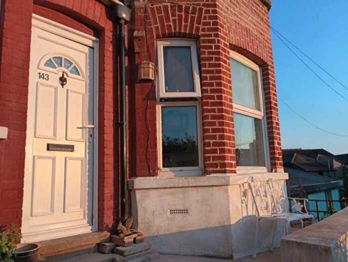 1 Bedroom Flat To Rent In Stonefield Road, Hastings, TN34